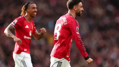 U22国足西亚之旅在即，阵容待定：遭遇伤病挑战，18日踏上征程